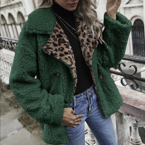 Leopard print contrast teddy coat - Picture 15 of 16